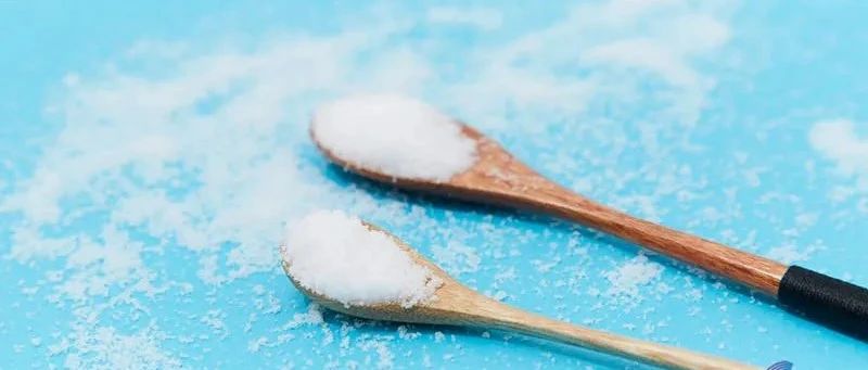 甲亢甲减患者如何食用盐？竹盐海盐强化盐有啥区别？看完就懂了！