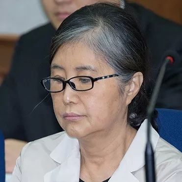 那个背叛朴槿惠的女人判了，二审获刑3年