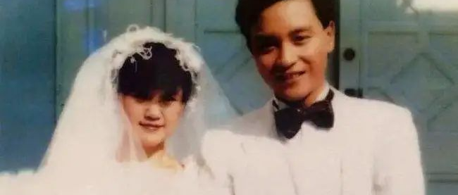 尘封37年，粉丝和张国荣婚纱照曝光：已经嫁过，不用再嫁了